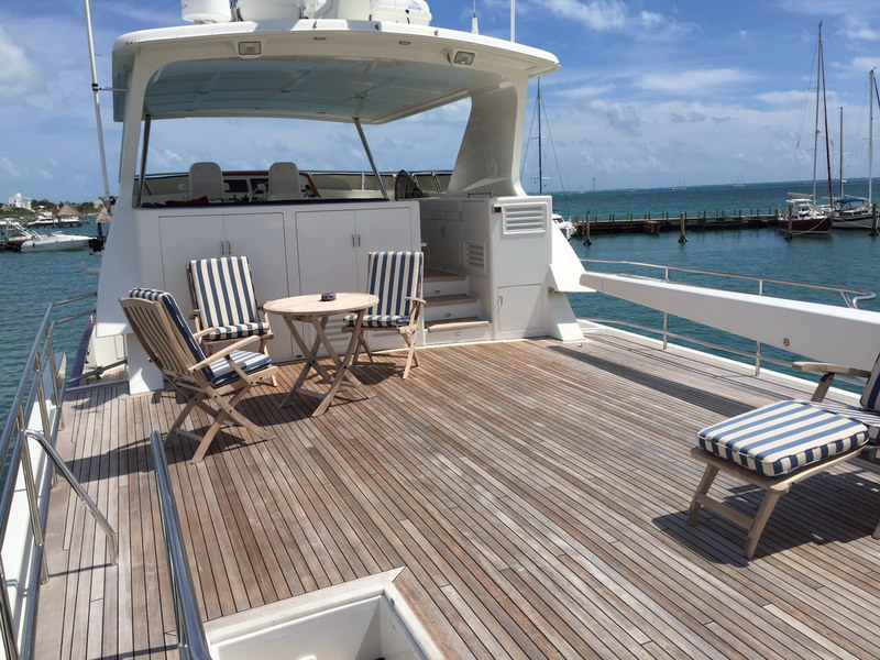 Australis 78 ft classic yacht stateroom cabin with comfortable beds for overnight excursions to Caribbean islands