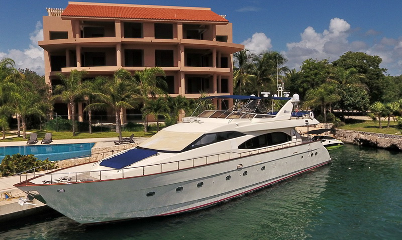 Azimut 85 ft