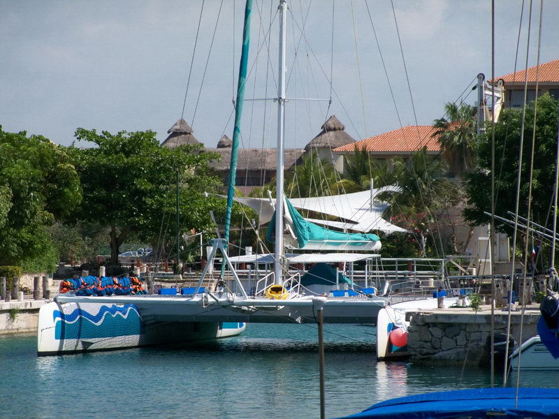 sailing tour Puerto Aventuras Riviera Maya Mexico