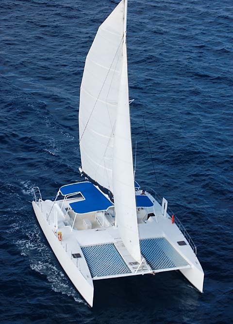 yacht charter Puerto Aventuras Riviera Maya Mexico