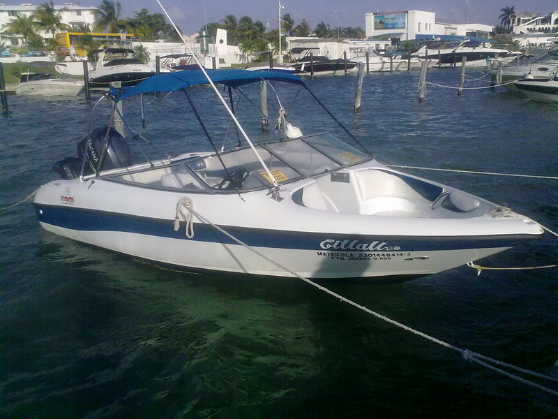 Small cuddy boat rider