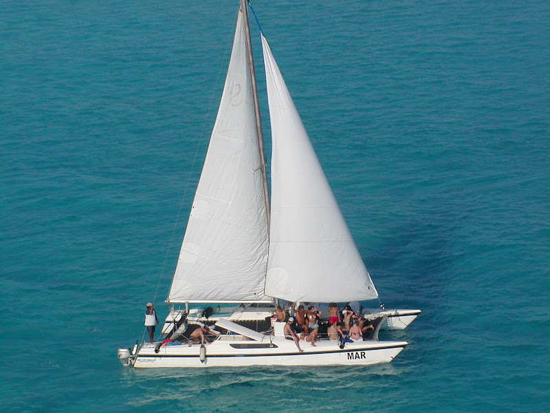 Small Catamaran Cancun for rent to sail Isla Mujeres 20 peop…