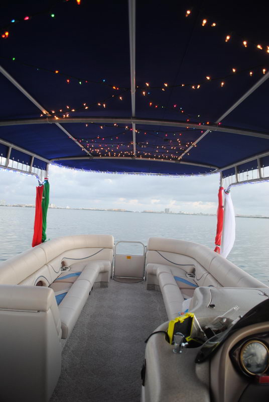 pontoon boat rental cancun